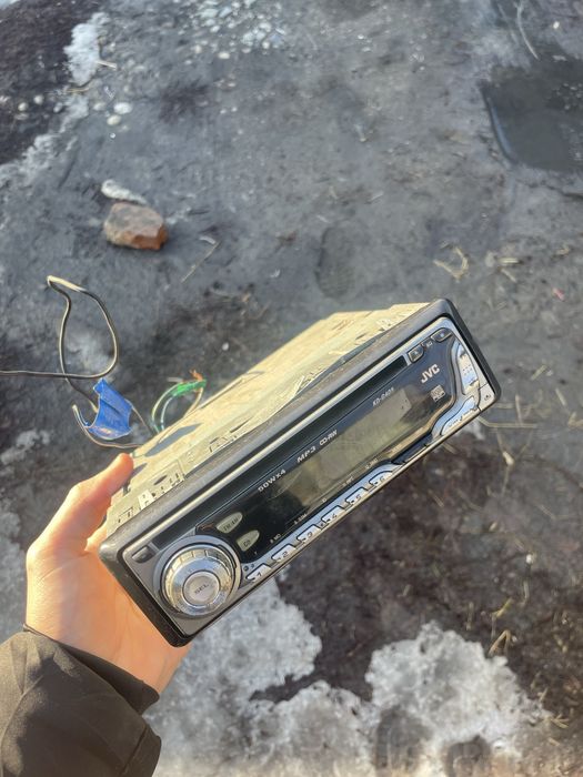 Продам буфер и еще запчасти на бмв е34