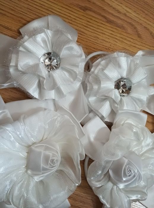 Бантики банты белые резиночки