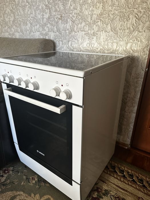 Электрическая плита Bosch