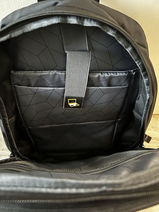 Кожена раница черна