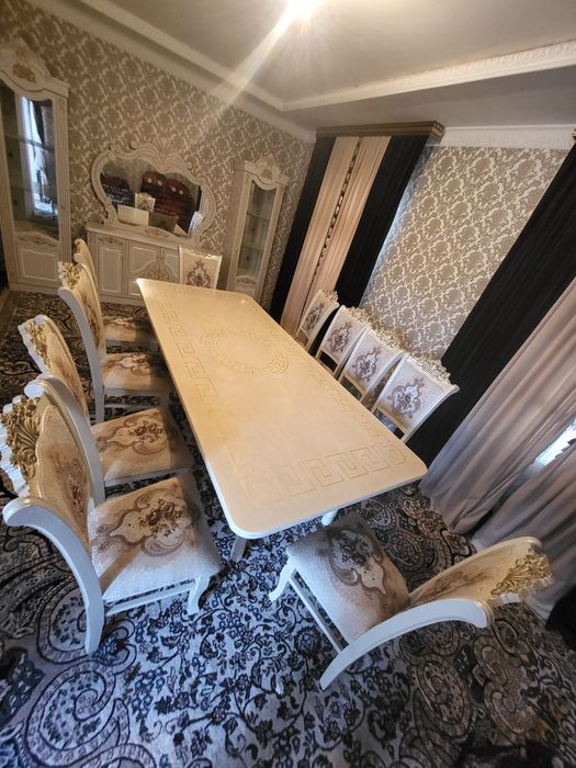 Mebel sotiladi xolati yangidek