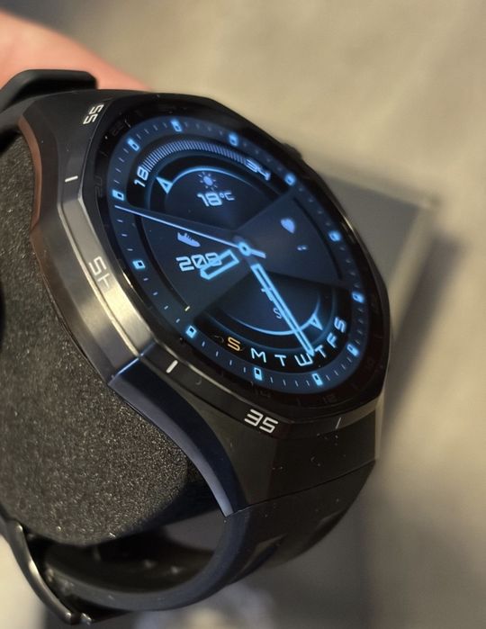 Vând sau schimb Huawei Wach GT 6 Pro