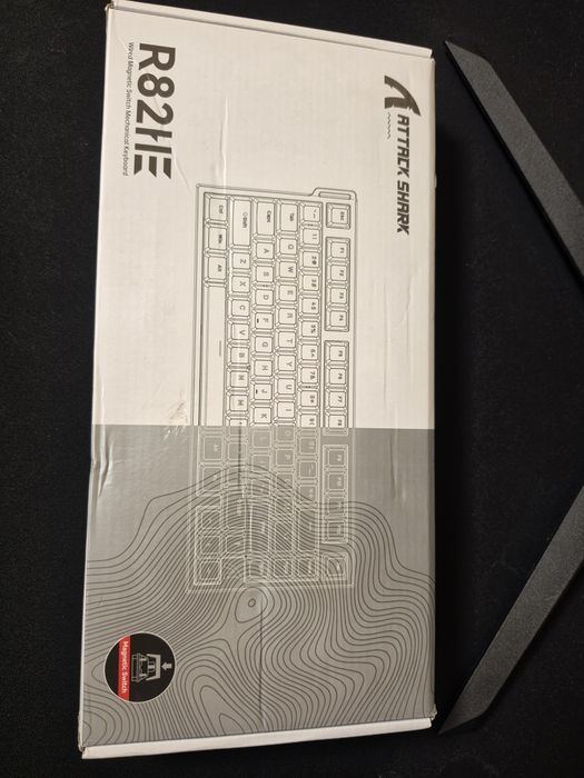 Tastatură Attack Shark R82 HE