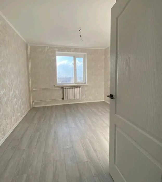 продам 3-х ком. гарышкер 4-этаж