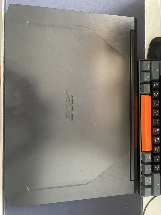 Продам игровой ноутбук Acer Nitro 5