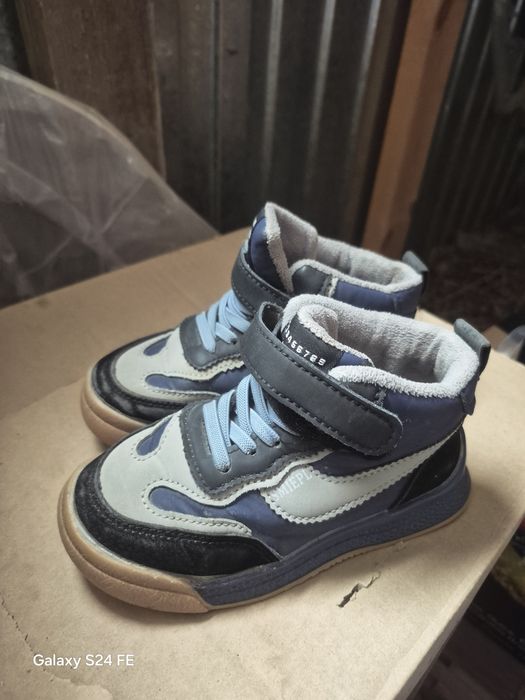 Продам детские обуви