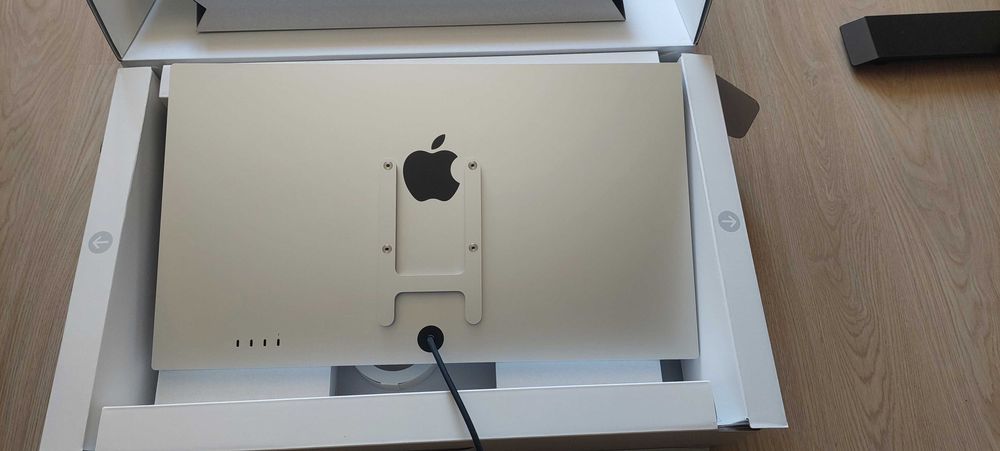 Монитор Apple Studio Display 5K