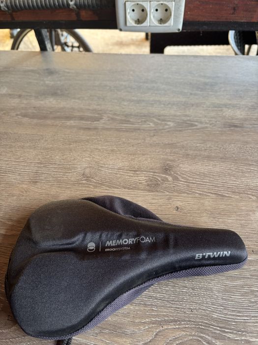 Șa bicicleta + husa cu spuma de memorie