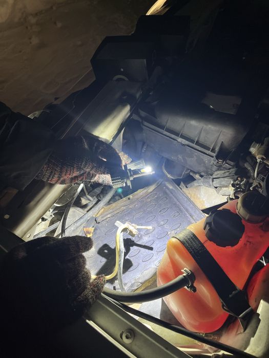 Продам LED Лампочки Н4