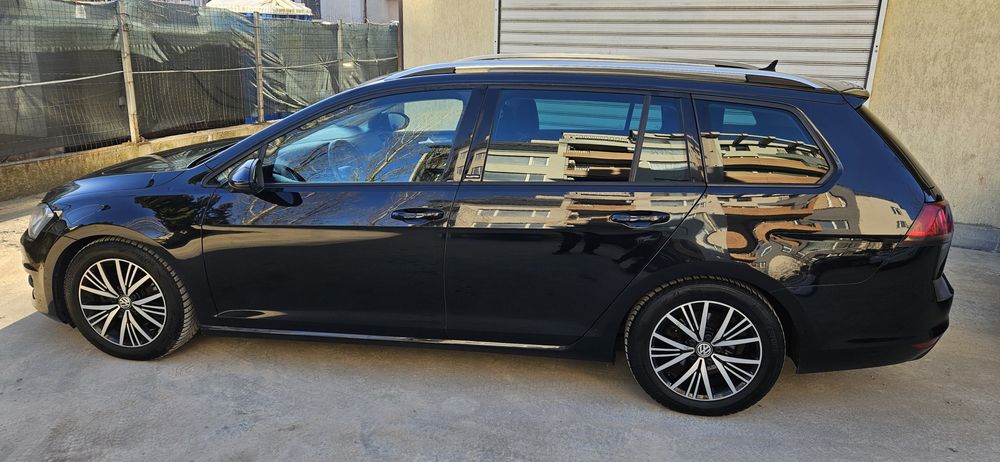VW-GOLF 2016г. 2.0 TDI 150кс R-LINE.