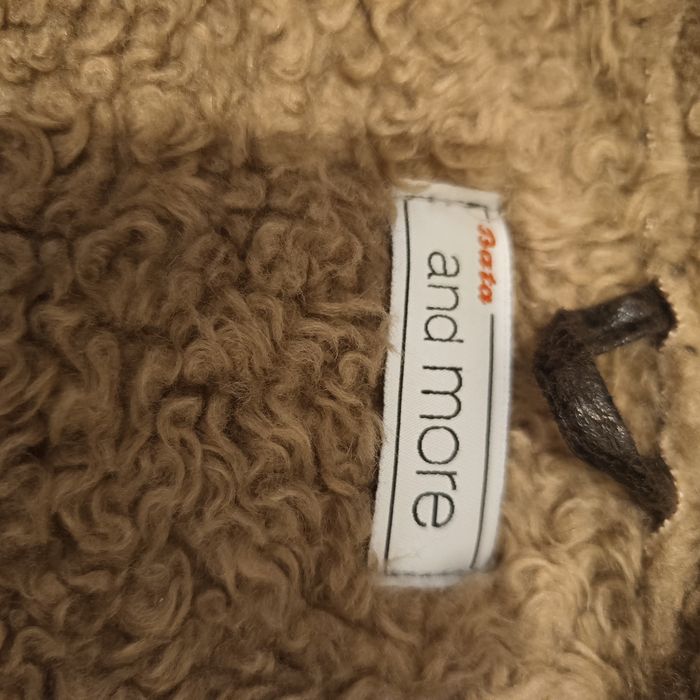 Cojoc model aviator  Bata M