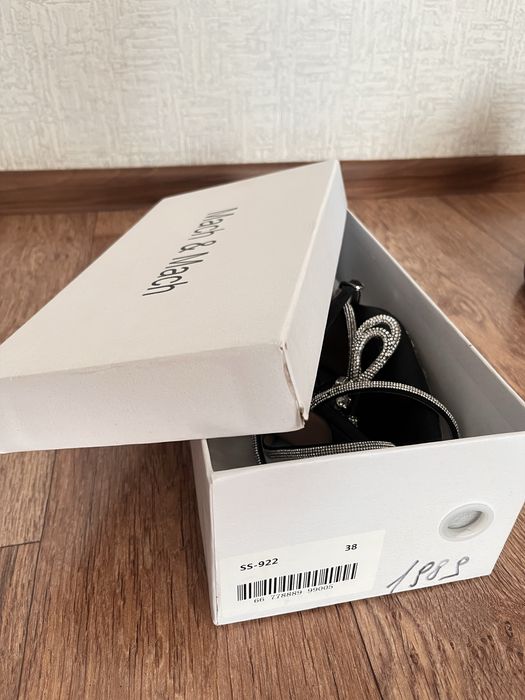 Женский обувь для весны