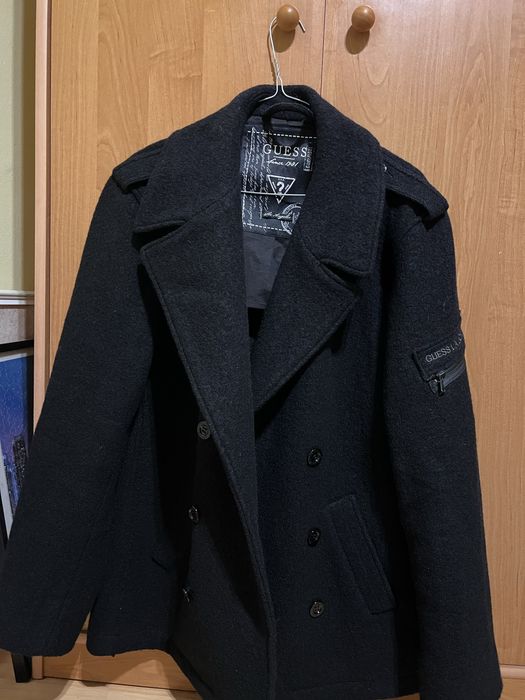 Palton barbatesc Guess