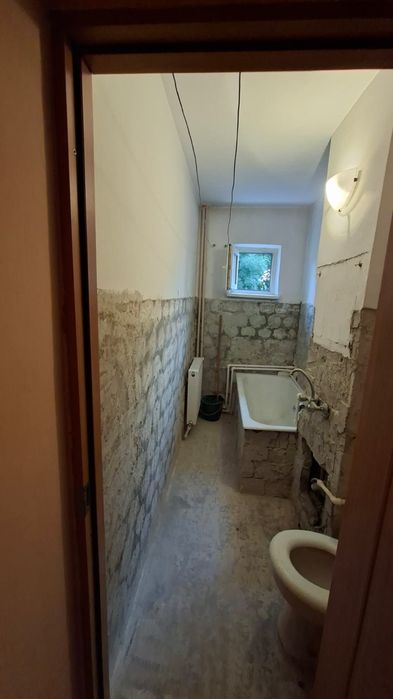 Vand apartament 2 camere semidecomandat