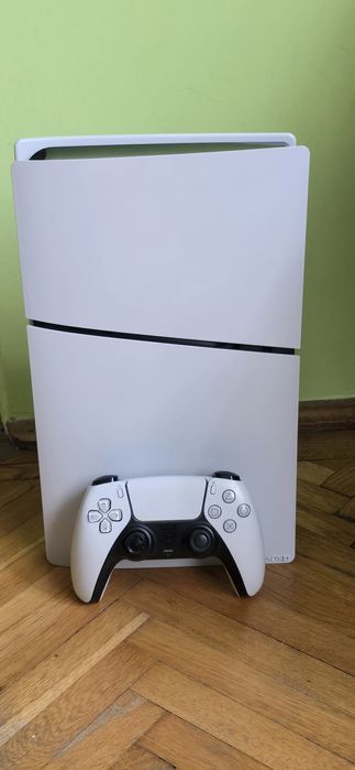 Vând PS5 ca nou 1800