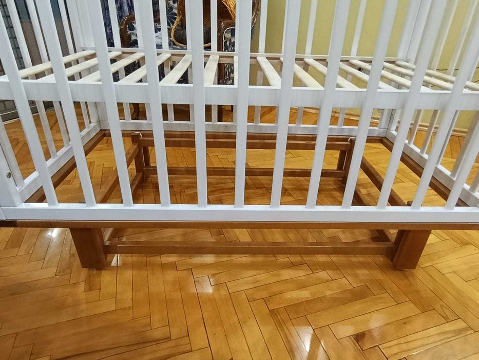 Кроватка-манеж PITUSO MIRAGE