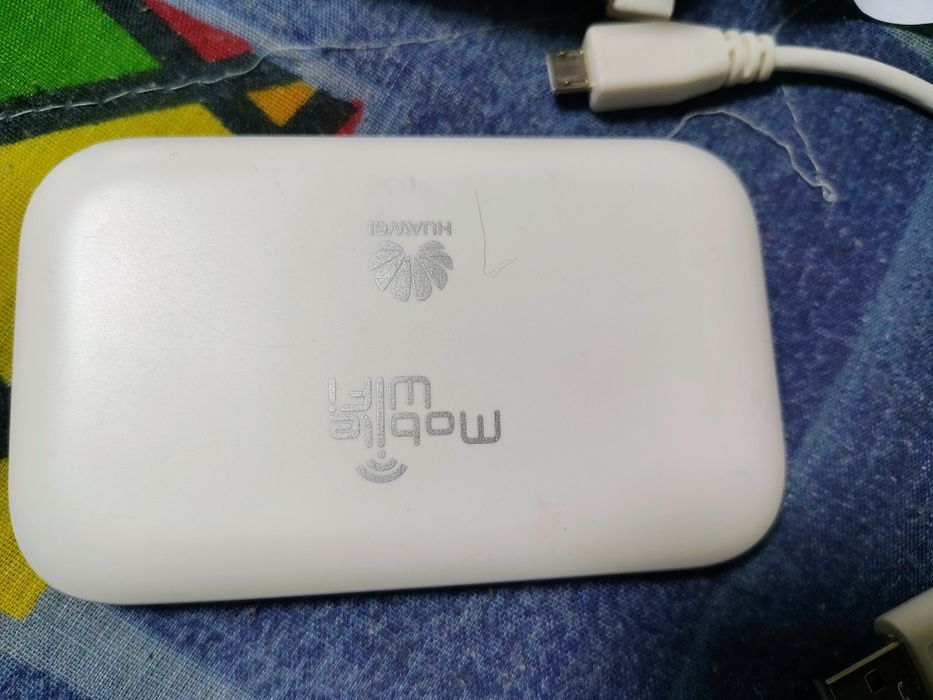 4G  LTE Рутер Бисквитка Huawei E5573