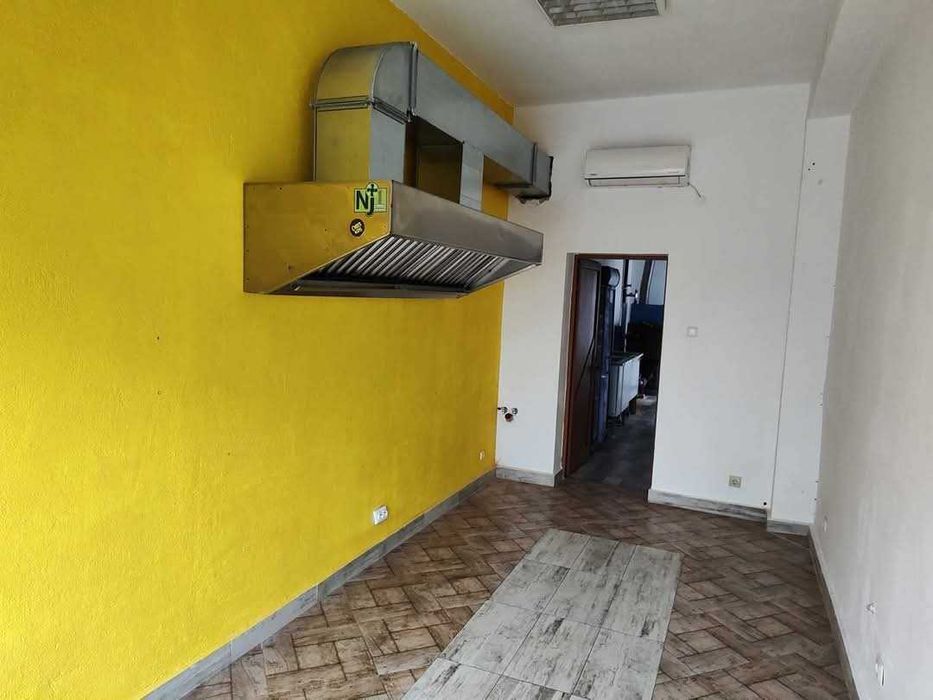 Дава се под наем Магазин в с. Лозенец, Област Бургас - 40 кв.м за 3315 € - Снимка #1