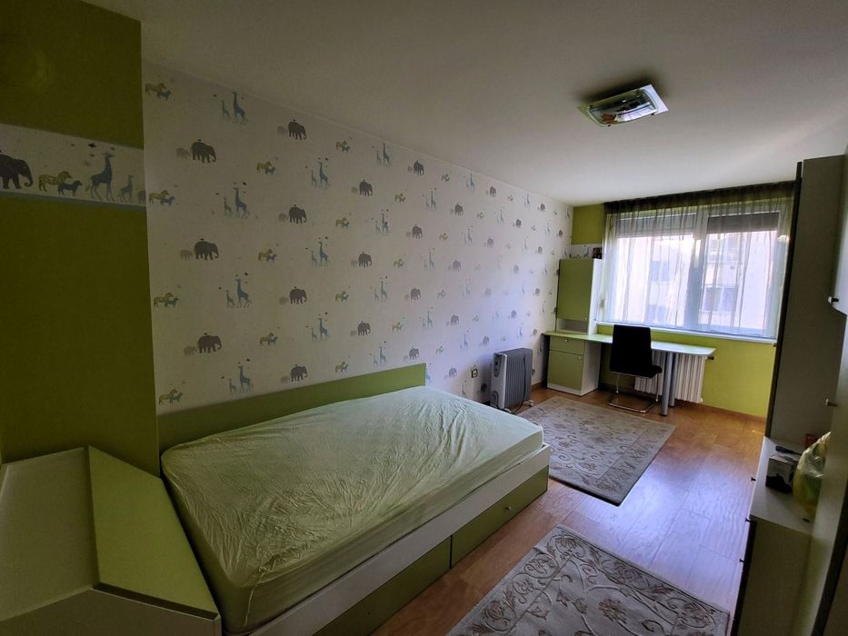 3-стаен в София-Център площ 110