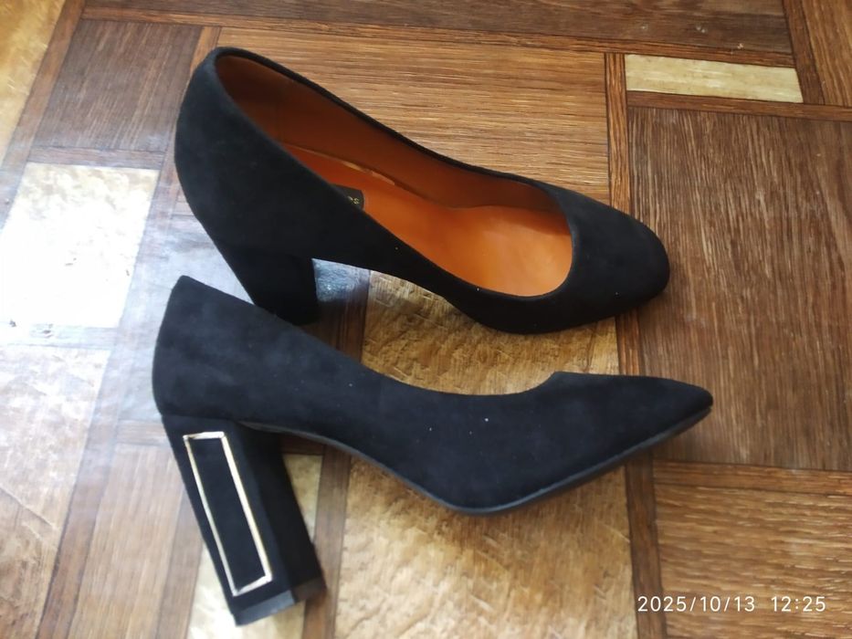 Туфли замшевые 37 размер