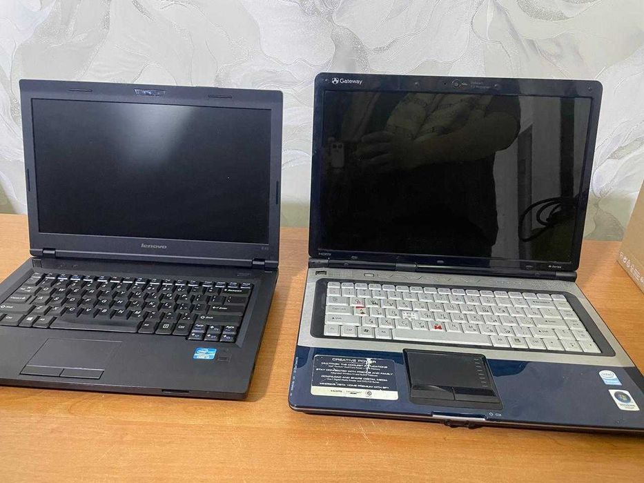 продам ноутбук срочно в идеале