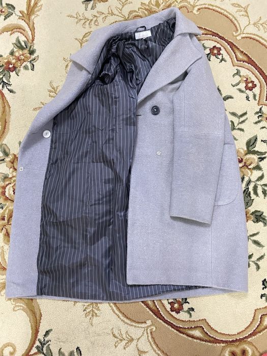 Продам пальто демисезонное