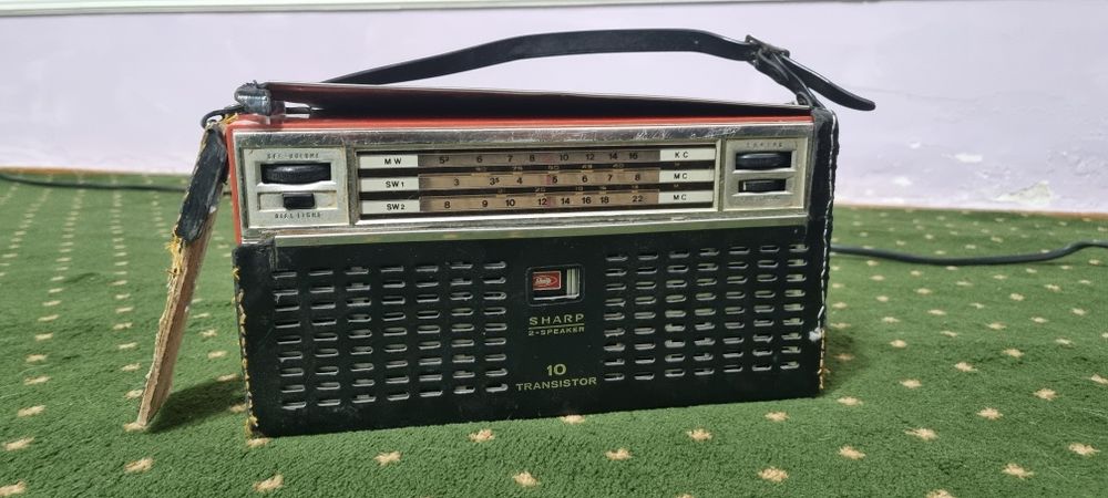 Радиоприемник Sharp