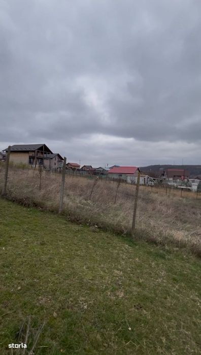 Teren - zona Dumbrava