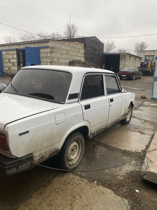 Продам ваз 2107