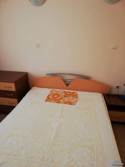 Двустаен, под наем, ж.к Възраждане с паркомясто
