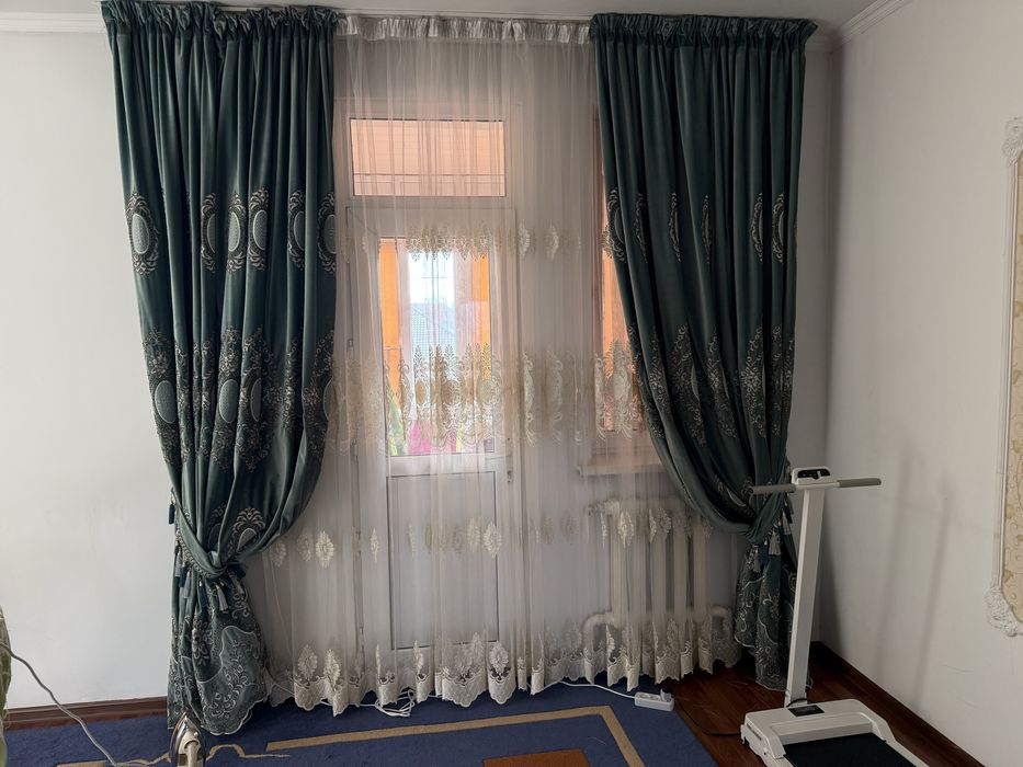 Шторы, в хорошем состоянии