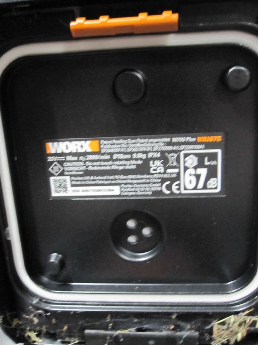 Robot inteligent pentru tuns iarba WORX Landroid Plus WR167E