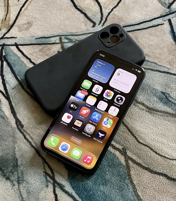 Vând iPhone 11 PRO Midnight Green / 100% bateria !