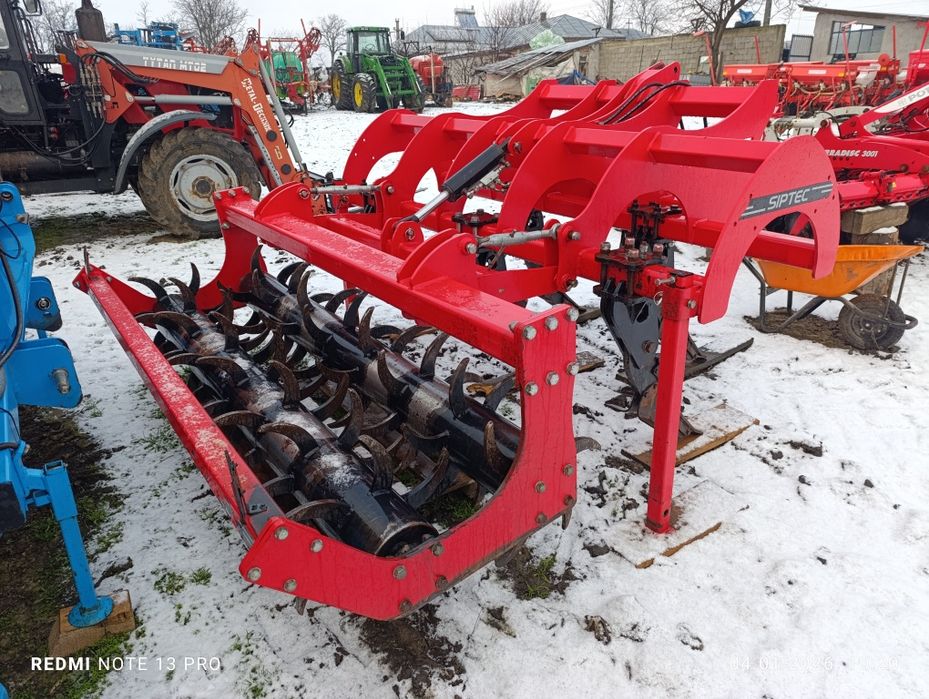 Subsolier siptec 2.5m și gaspardo 3m 5 ancore tăvălug hidraulic