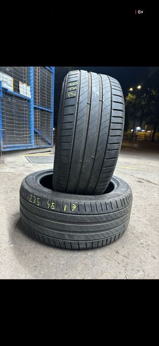 235 45 17 vara.