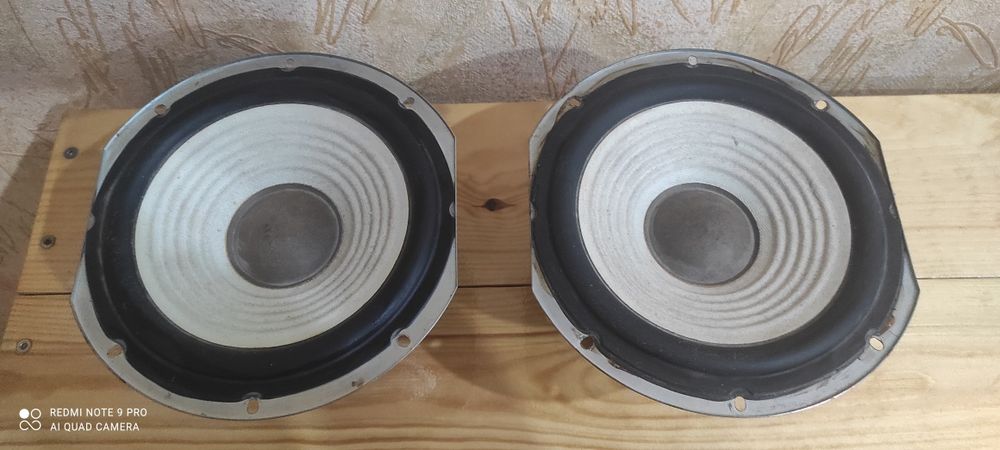 Продаются динамики оригинал фирмы SONY