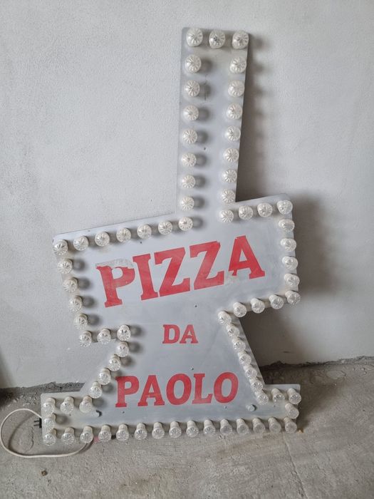 Reclama luminoasa de exterior