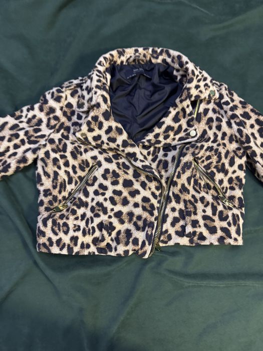 Продам куртку от бренда Zara