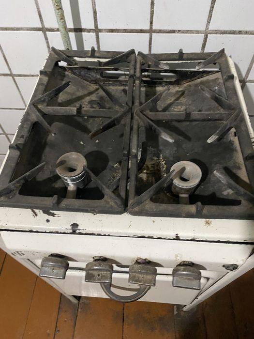 Продам газовую плиту в отличном состоянии