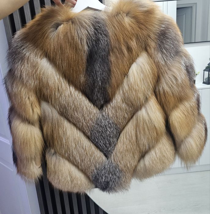 Haină blană de vulpe canadiană