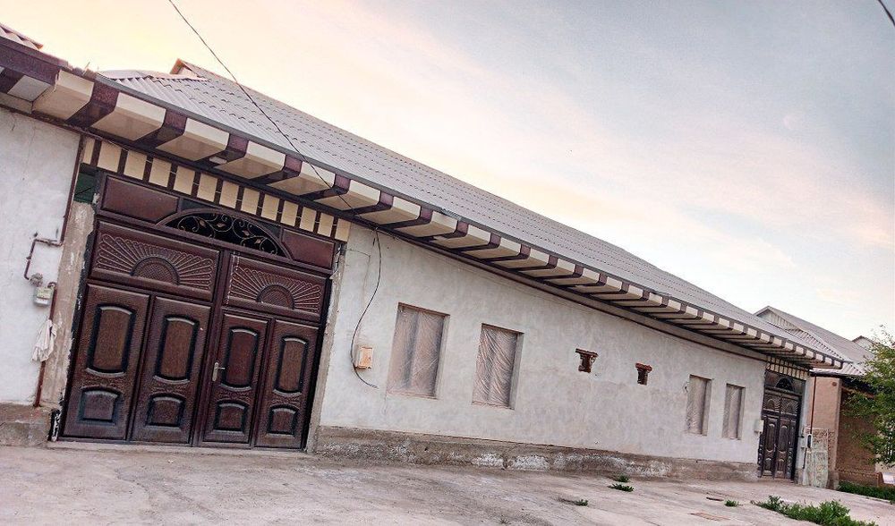 Jaloyir 4-boʻlim, Shibzon mahalla, shibzon koʻcha 246-A.