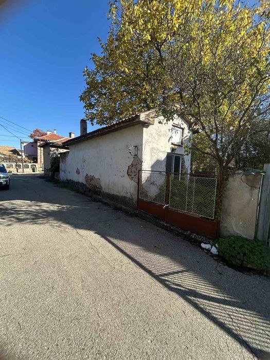 Продава се Къща в с. Доброславци, Област София-град - 700 кв.м за 117 €/кв.м - Снимка #10