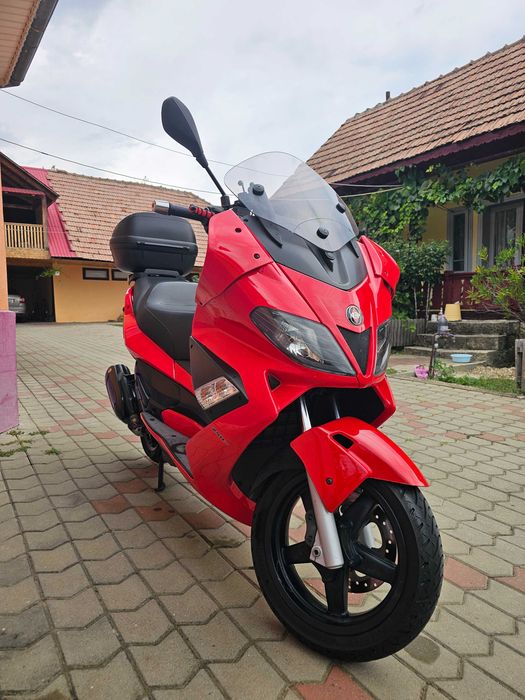 Gilera Nexus 250