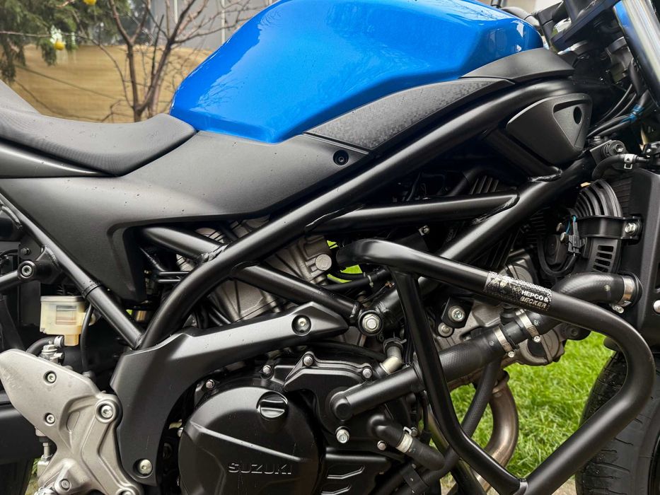 Suzuki SV 650 limitata a2