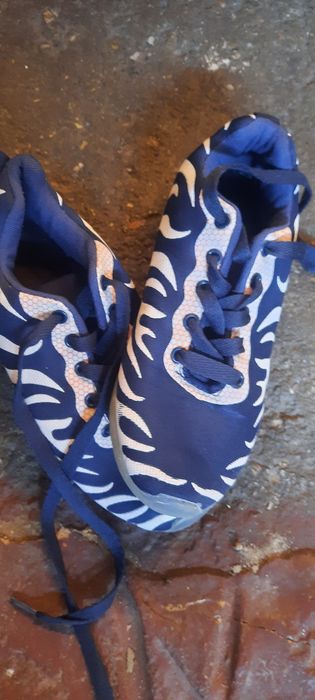 Încălțăminte adidas 36- 37