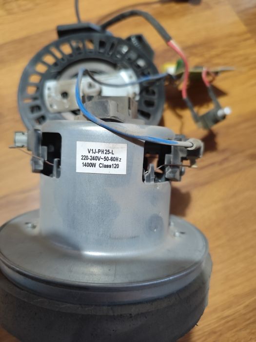 Продавам мотор за прахосмукачка