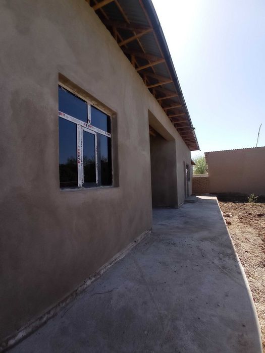 yangi qurilgan zamonaviy uy sotiladi