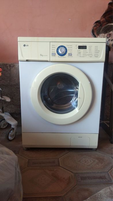 Kir moshina LG sotiladi