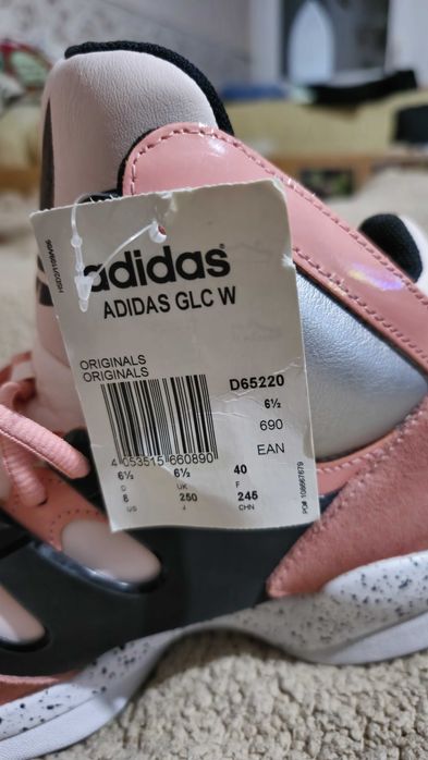 маратонки Adidas GLC W torsion - 39 номер стелка 25см.