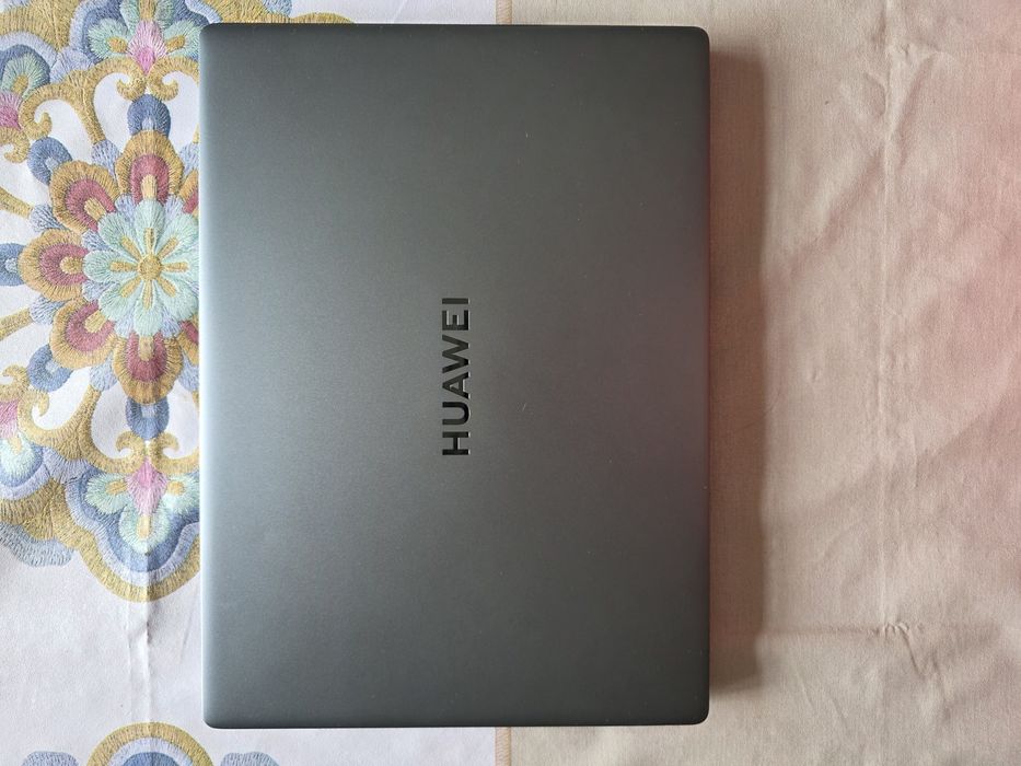 HUAWEI Matebook D14